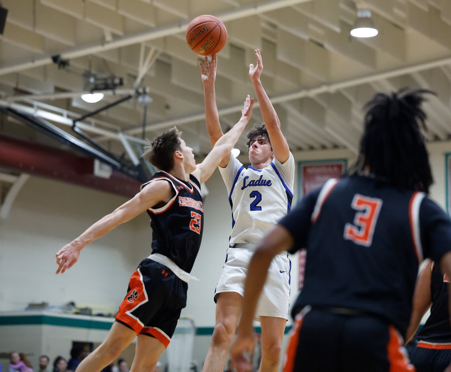 Don Maurer Holiday Invitational, championship: Edwardsville v. Ladue